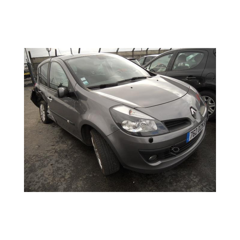 Maitre cylindre (freinage) RENAULT CLIO 3 Photo n°3
