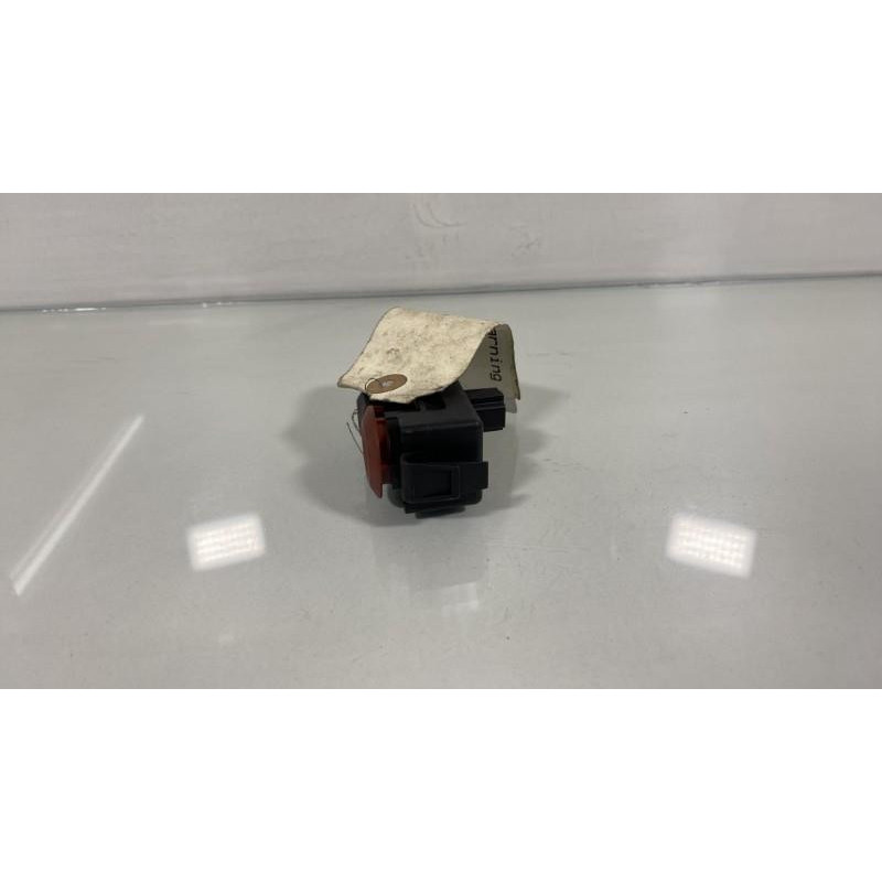 Bouton de warning RENAULT CLIO 3 Photo n°2