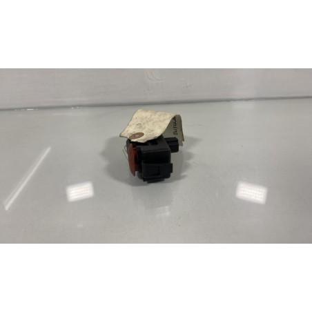 Bouton de warning RENAULT CLIO 3