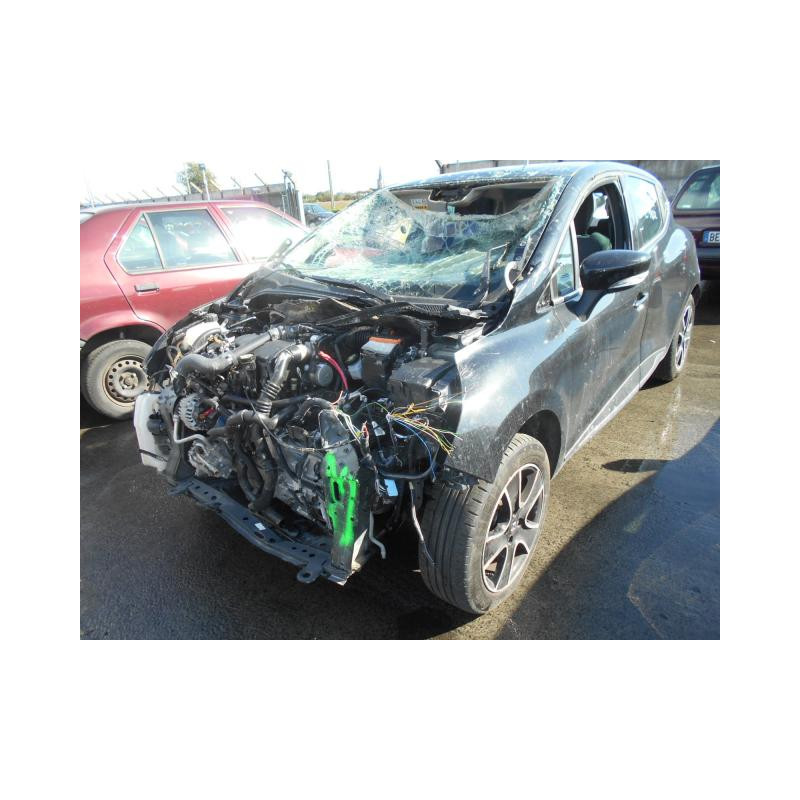 Becquet RENAULT CLIO 4 Photo n°4