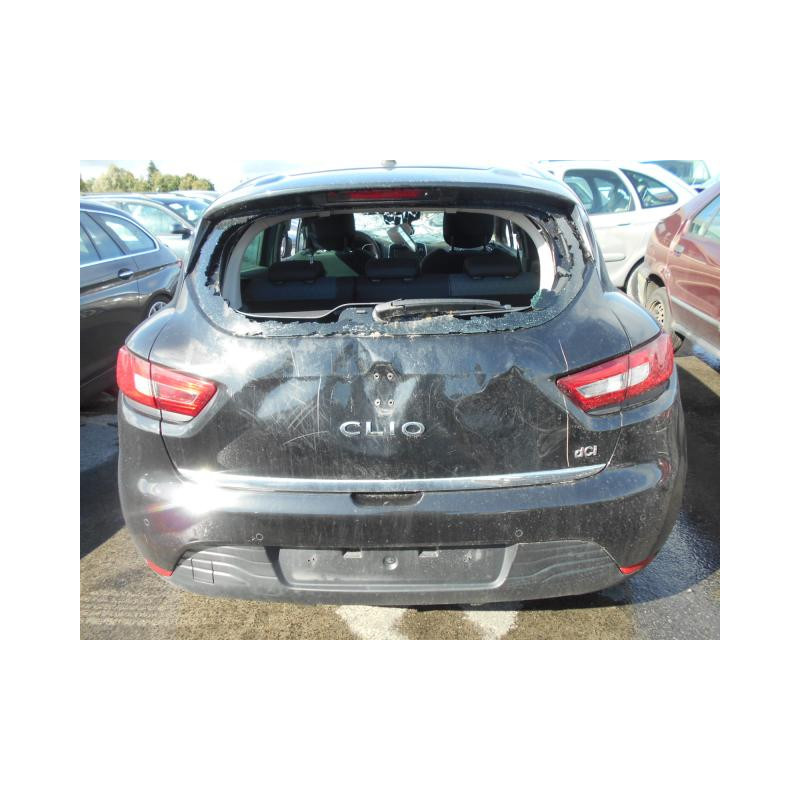 Becquet RENAULT CLIO 4 Photo n°8
