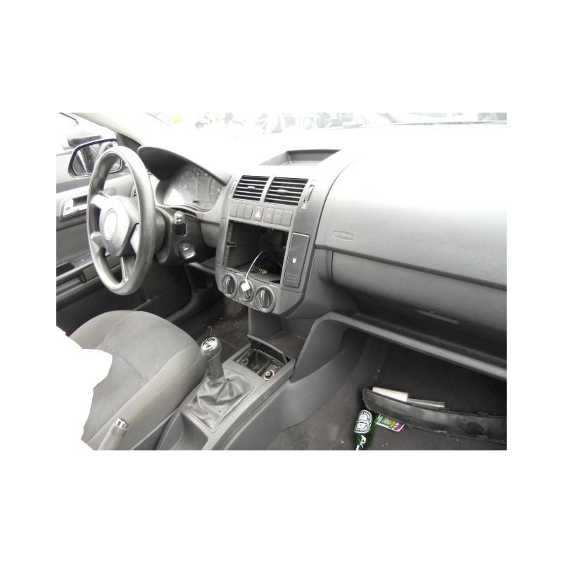 Bras essuie glace avant droit VOLKSWAGEN POLO 4 Photo n°8