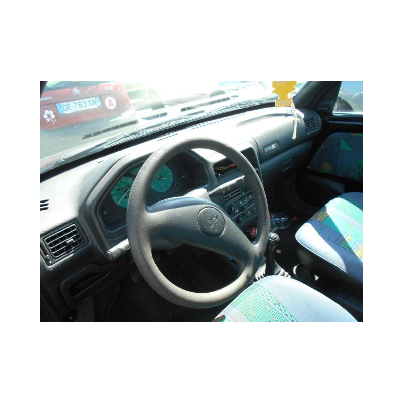 Cremaillere assistee PEUGEOT 106 Photo n°6