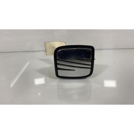 Bouton de coffre SEAT IBIZA 2 Photo n°1