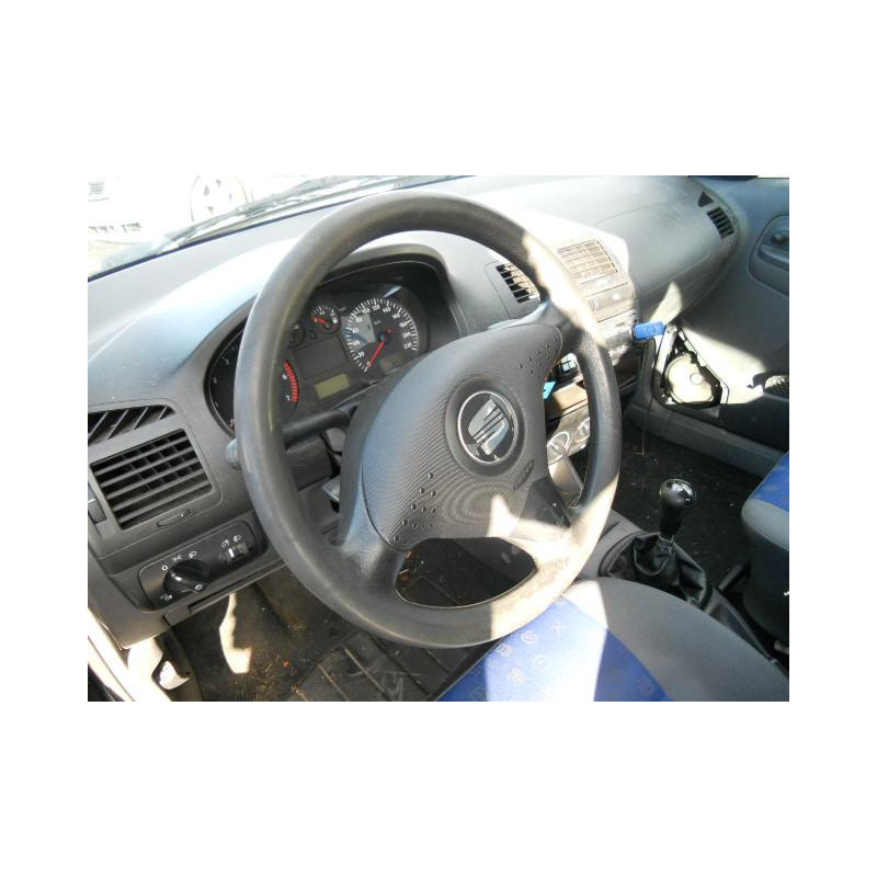 Bouton de coffre SEAT IBIZA 2 Photo n°8