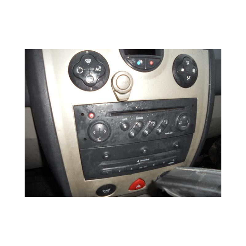 Chargeur CD RENAULT MEGANE 2 Photo n°10