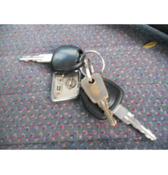 Amortisseur avant droit OPEL CORSA B