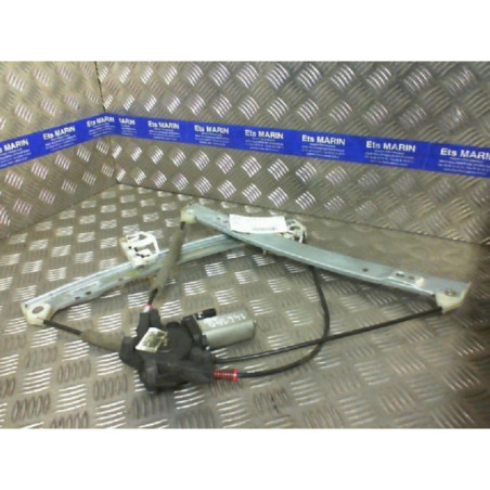 Leve vitre electrique avant droit FORD FIESTA 5 Photo n°1