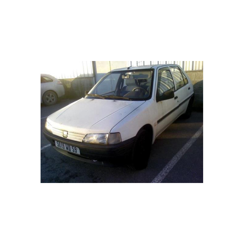 Cremaillere assistee PEUGEOT 106 Photo n°2