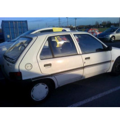 Cremaillere assistee PEUGEOT 106