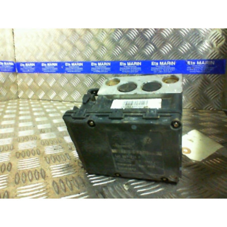 Bloc ABS (freins anti-blocage) VOLKSWAGEN GOLF 4 Photo n°1