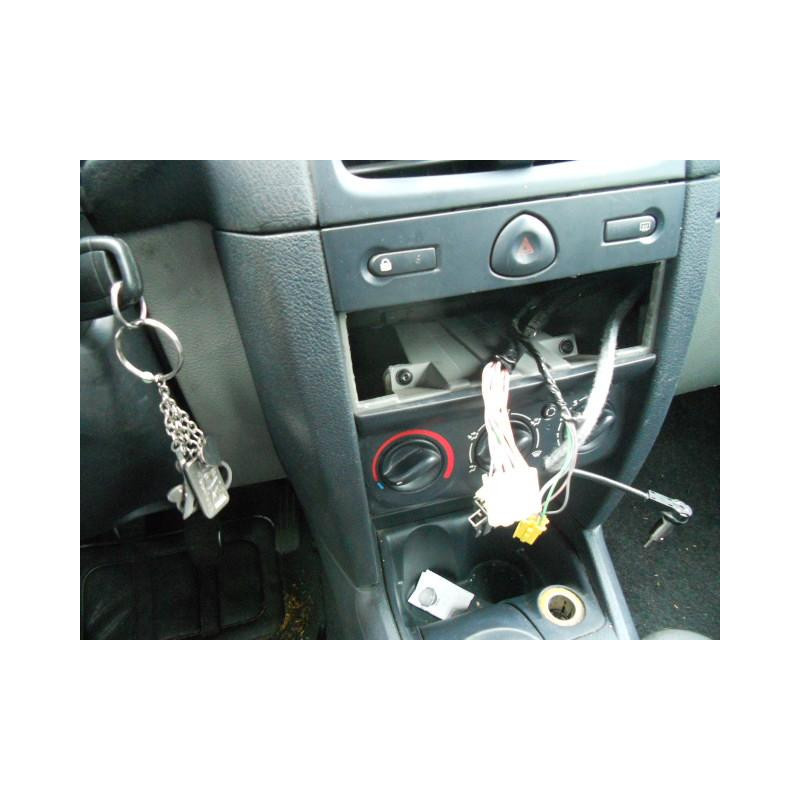 Bloc ABS (freins anti-blocage) RENAULT CLIO 2 Photo n°9