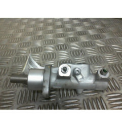 Maitre cylindre (freinage) RENAULT CLIO 3 Photo n°1
