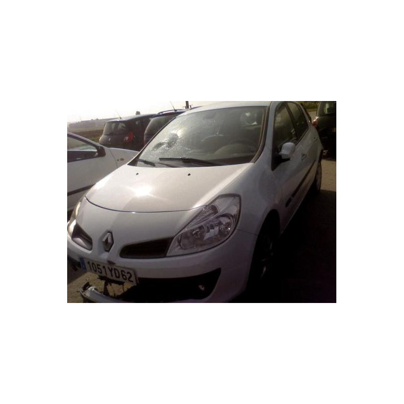 Maitre cylindre (freinage) RENAULT CLIO 3 Photo n°2