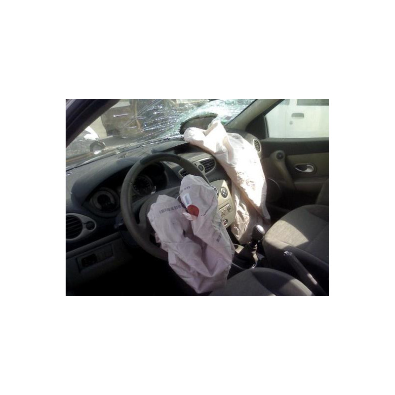 Maitre cylindre (freinage) RENAULT CLIO 3 Photo n°6