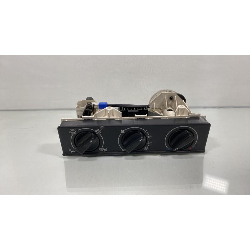 Commande chauffage SKODA FELICIA Photo n°1