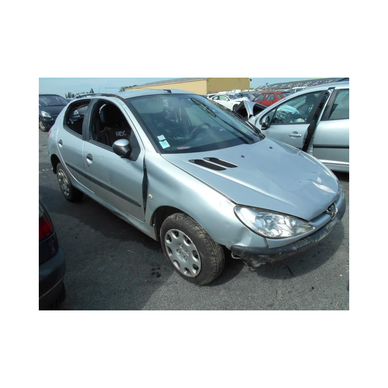 Maitre cylindre (freinage) PEUGEOT 206 Photo n°3