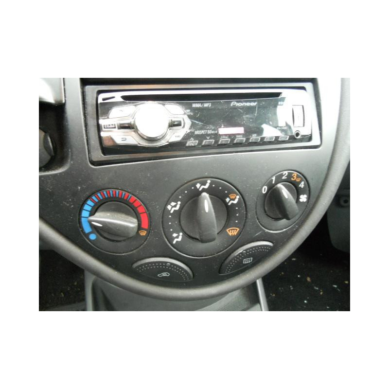 Traverse superieure FORD FOCUS 1 Photo n°8