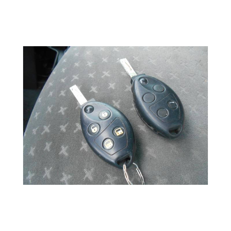 Custode arriere droit PEUGEOT 807 Photo n°7