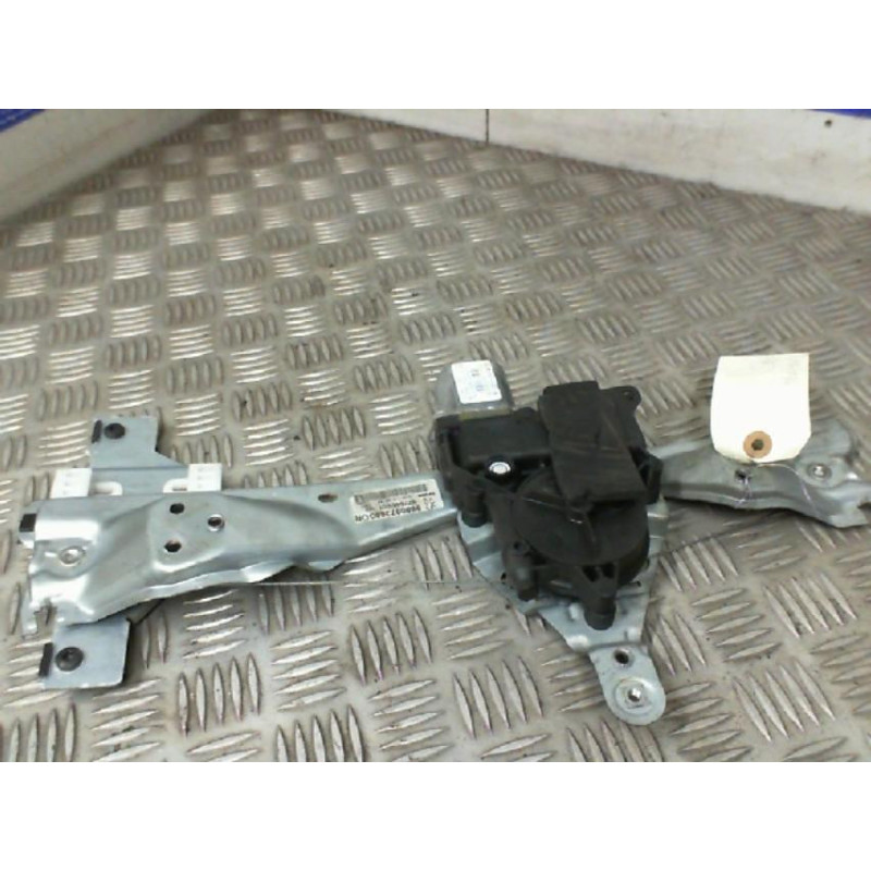 Leve vitre electrique arriere droit PEUGEOT 308 1 SW Photo n°1