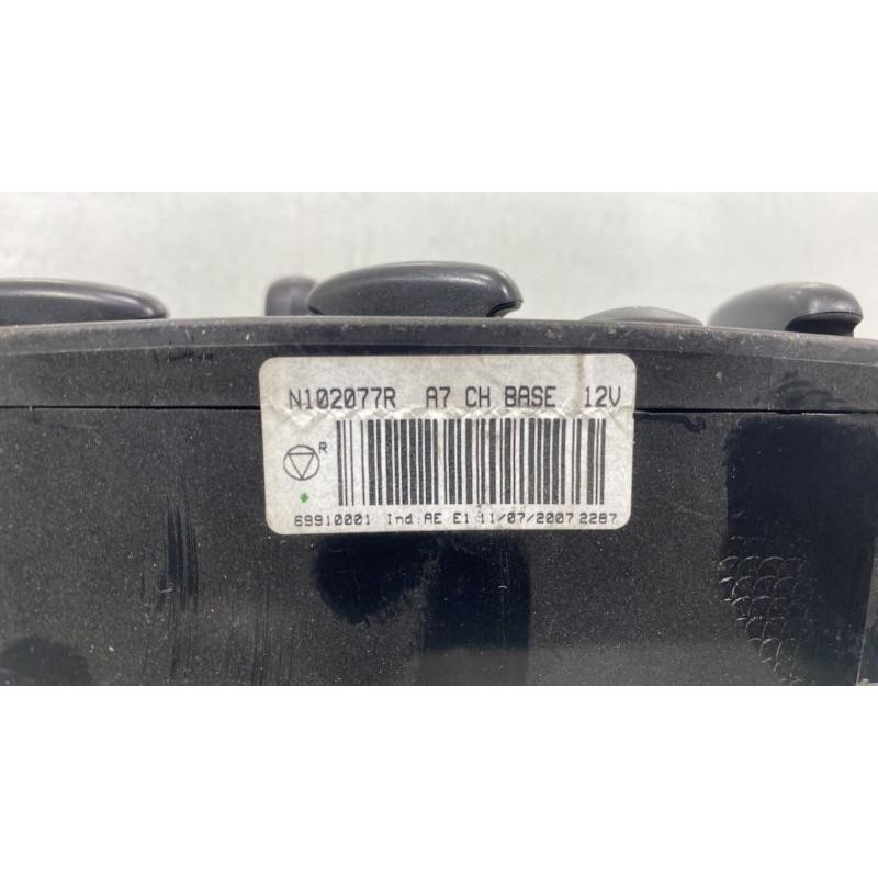 Commande chauffage PEUGEOT 207 Photo n°3
