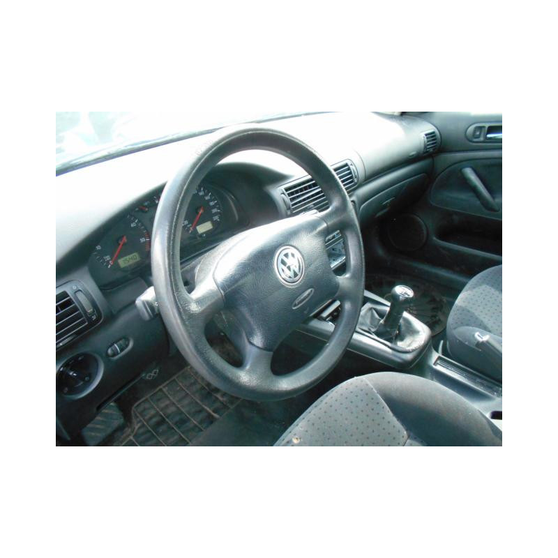 Neiman VOLKSWAGEN PASSAT 4 Photo n°8