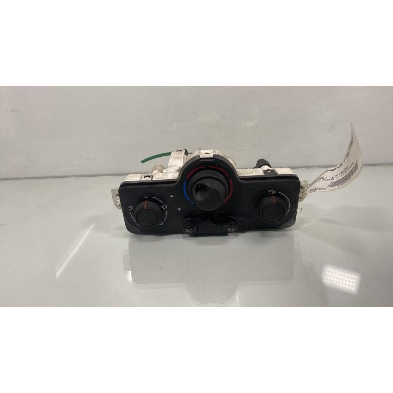 Commande chauffage RENAULT MODUS Photo n°1
