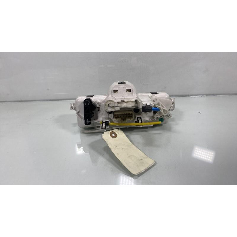 Commande chauffage RENAULT CLIO 3 Photo n°3