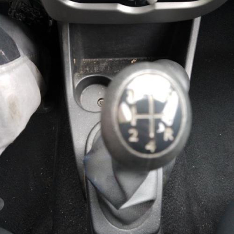 Air bag conducteur DACIA SANDERO 1 Photo n°10