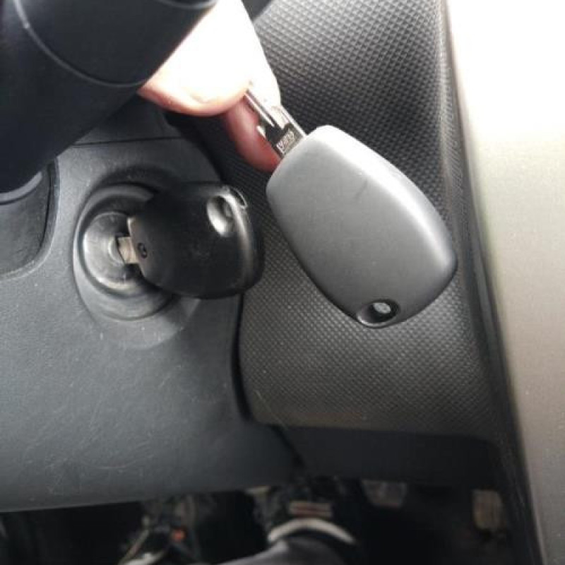 Air bag conducteur DACIA SANDERO 1 Photo n°12
