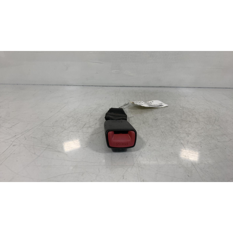 Attache ceinture arriere gauche CITROEN C1 1 Photo n°1