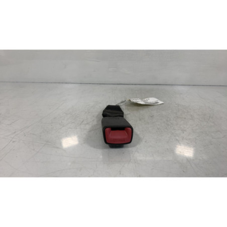 Attache ceinture arriere gauche CITROEN C1 1 Photo n°1