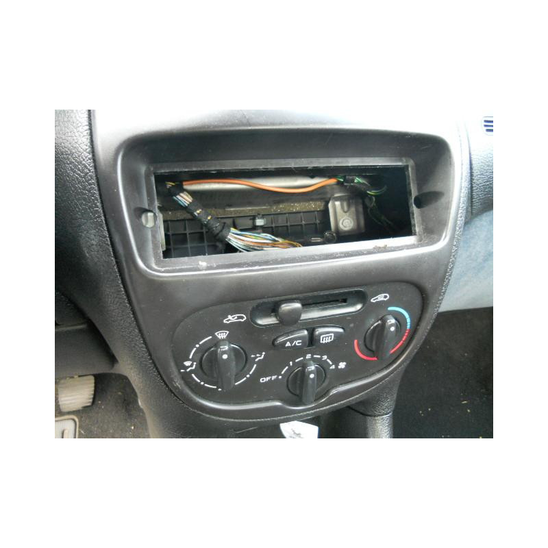 Commande chauffage PEUGEOT 206 Photo n°10
