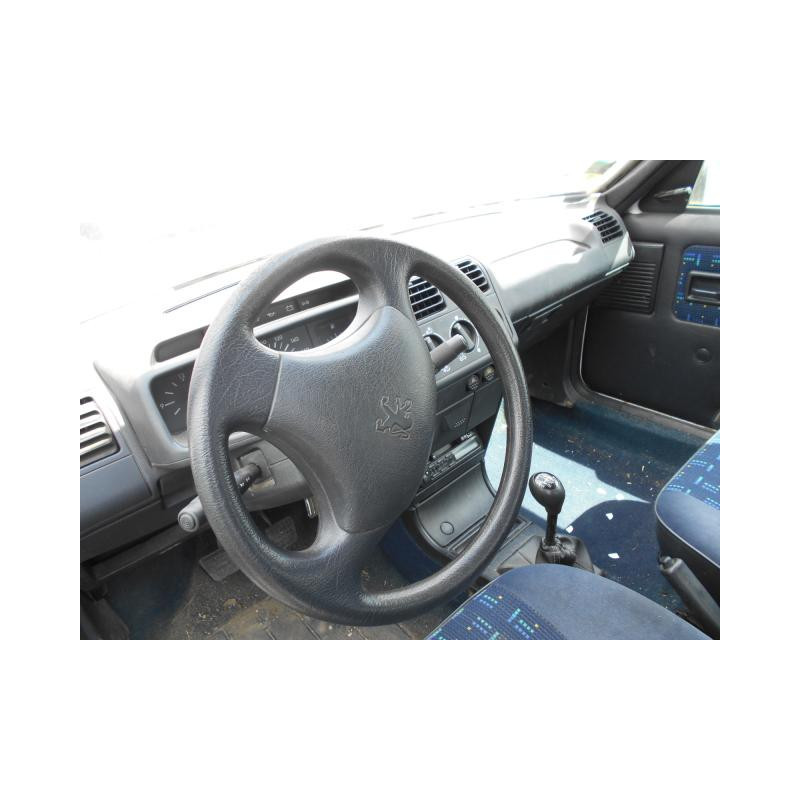Custode arriere gauche PEUGEOT 205 Photo n°5