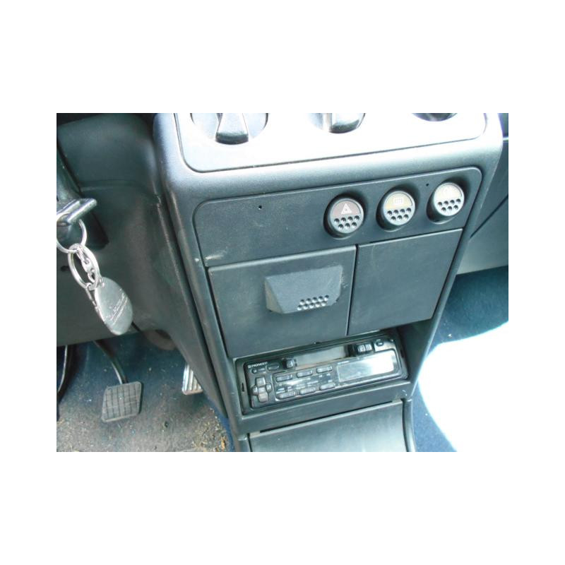 Custode arriere gauche PEUGEOT 205 Photo n°6