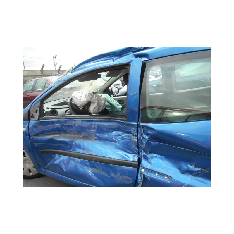 Maitre cylindre (freinage) RENAULT TWINGO 2 Photo n°7