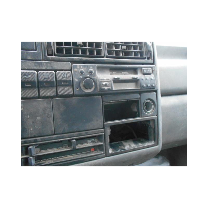 Optique avant secondaire gauche (feux)(clignotant) VOLKSWAGEN TRANSPORTER 4 Photo n°10
