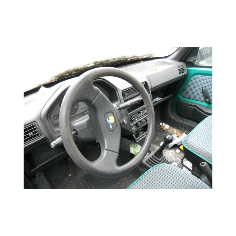 Cremaillere assistee PEUGEOT 106 Photo n°6