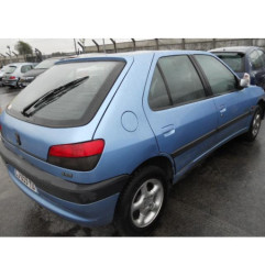 Bras essuie glace avant droit PEUGEOT 306