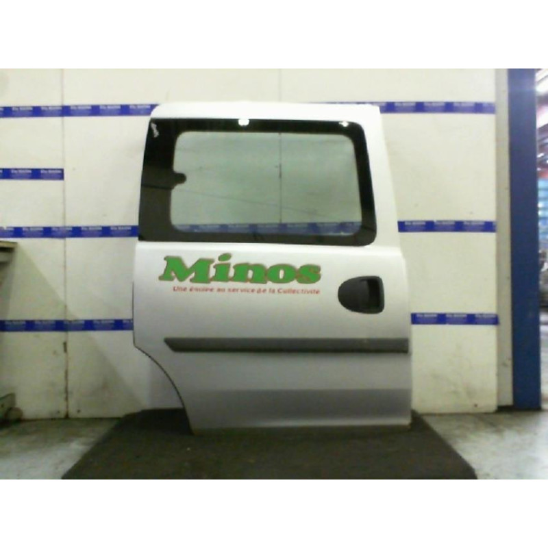 Porte laterale droit OPEL COMBO C Photo n°1