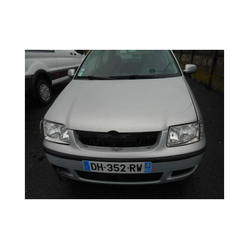 Maitre cylindre (freinage) VOLKSWAGEN POLO 3 Photo n°3