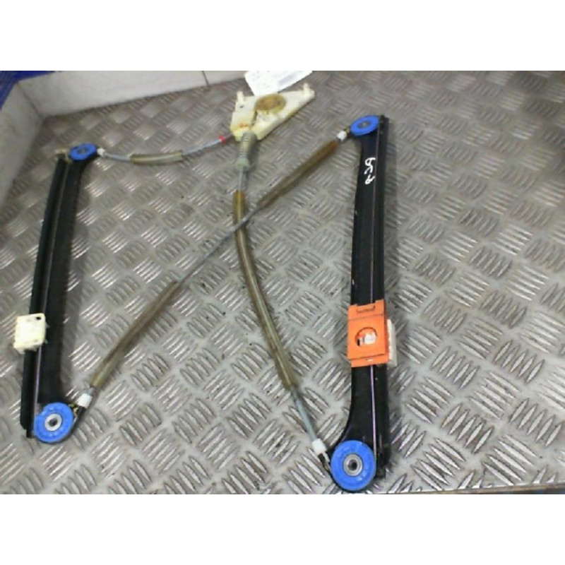 Leve vitre electrique avant droit AUDI A3 2 Photo n°1