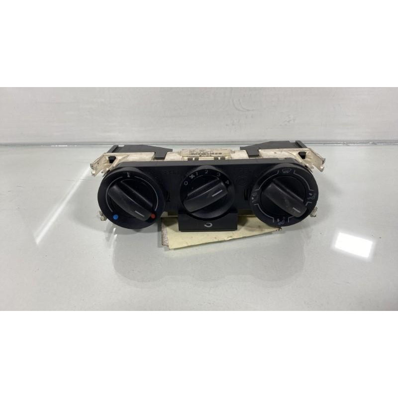 Commande chauffage VOLKSWAGEN FOX Photo n°1