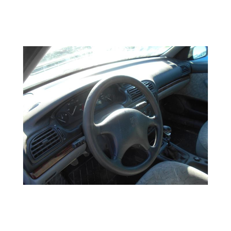 Retroviseur gauche PEUGEOT 406 Photo n°10