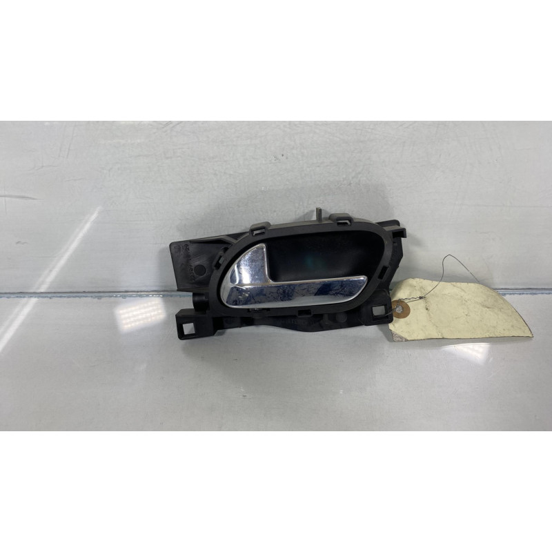 Poignee interieur arriere gauche PEUGEOT 407 Photo n°1