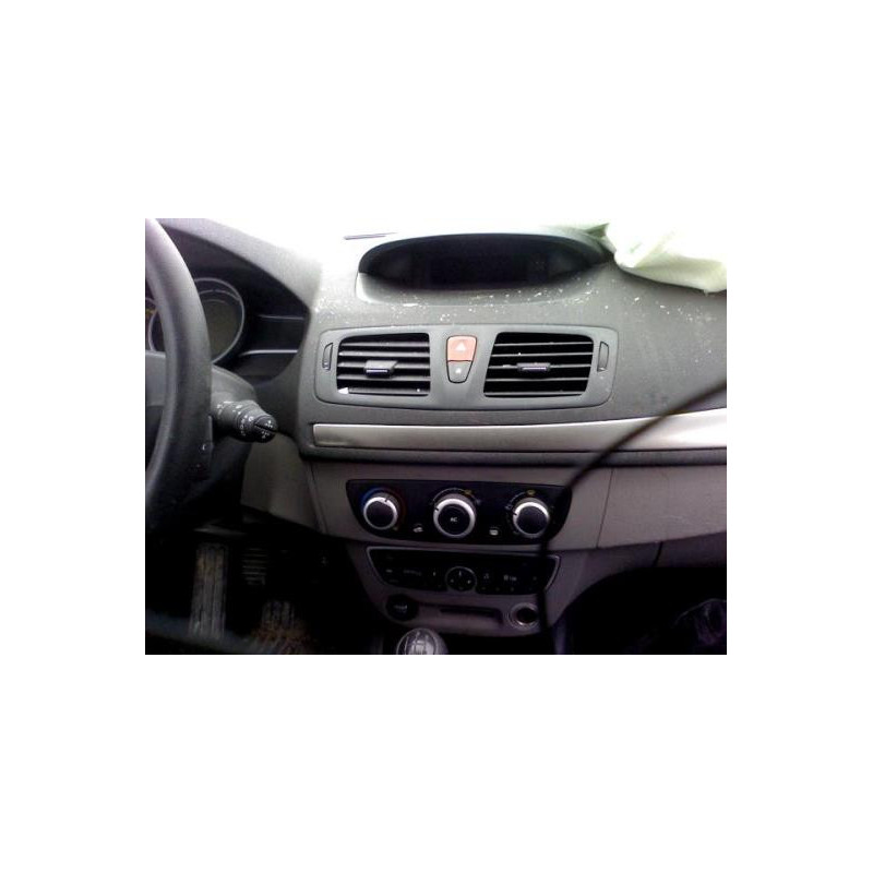 Poignee interieur avant gauche RENAULT MEGANE 3 Photo n°7