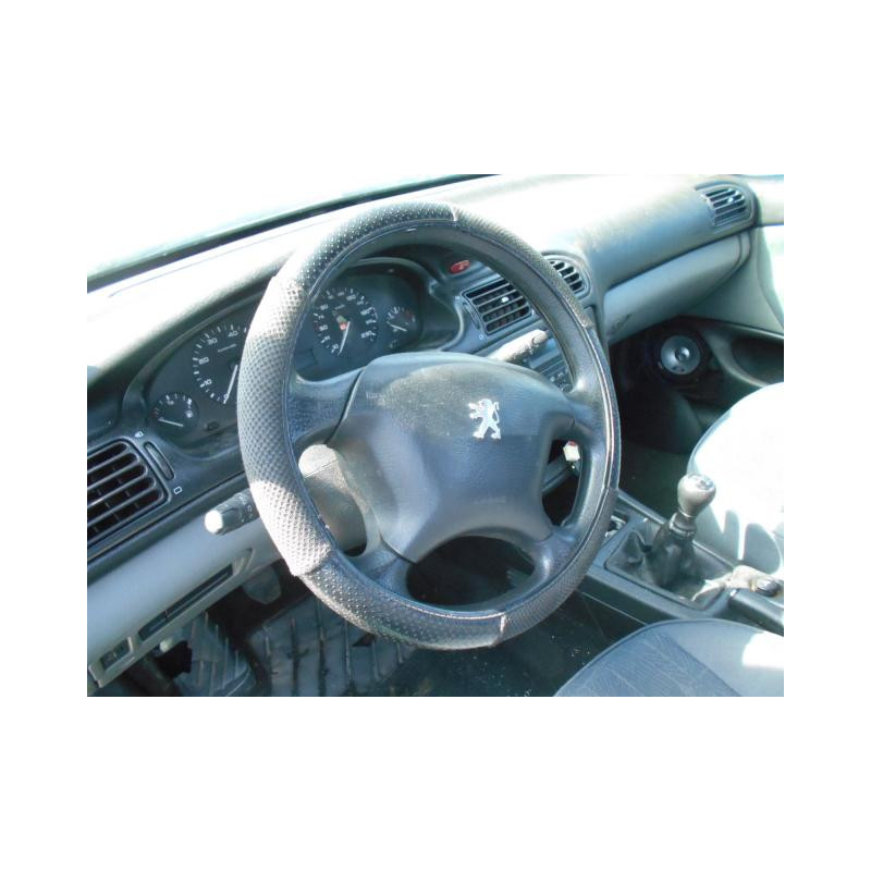Cremaillere assistee PEUGEOT 406 Photo n°6