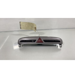 Bouton de warning PEUGEOT 308 1 Photo n°1