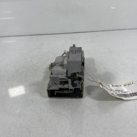 Serrure avant droit PEUGEOT 307