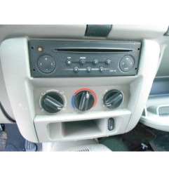 Vitre avant gauche NISSAN KUBISTAR